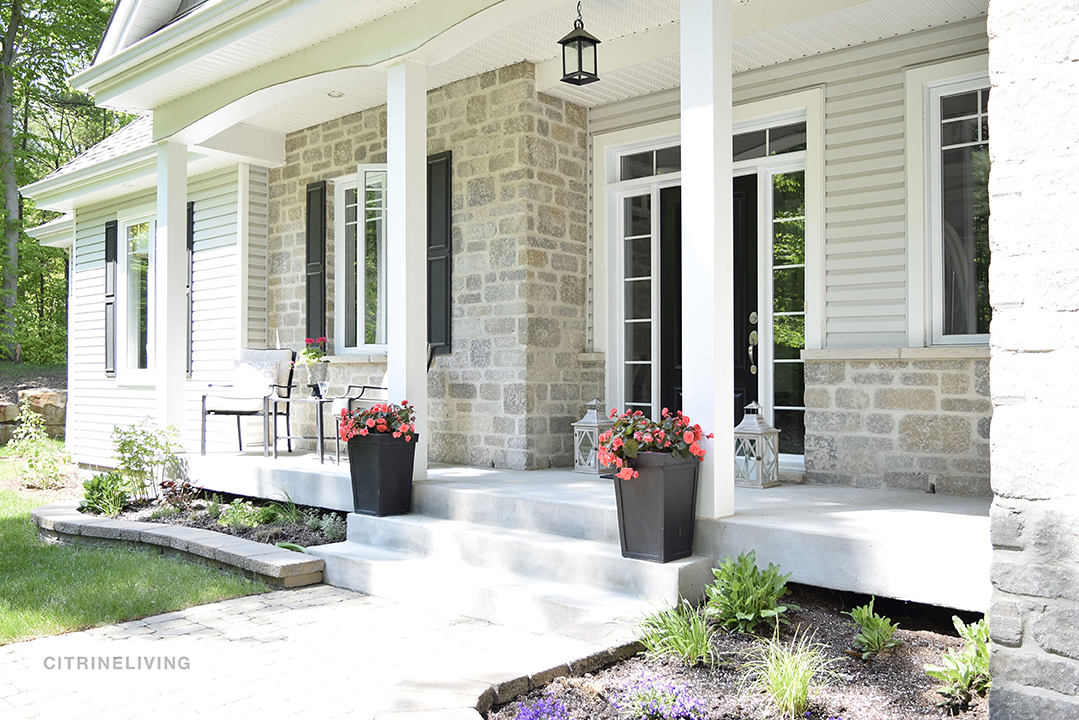 CITRINELIVING SUMMER FLOWERS FOR THE FRONT PORCH