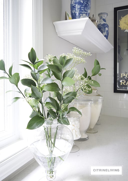 summer-greenery-kitchen