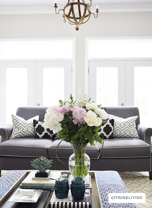 summer-peonies-livingroom