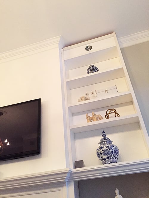 living-room-shelves-styling