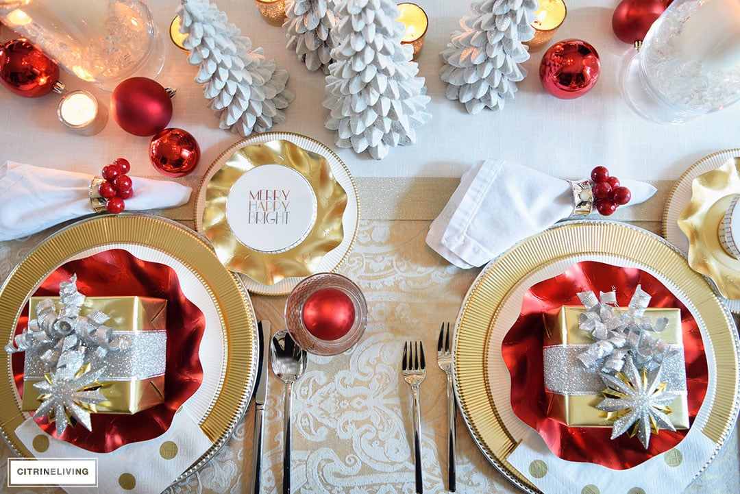 red white and gold christmas table settings