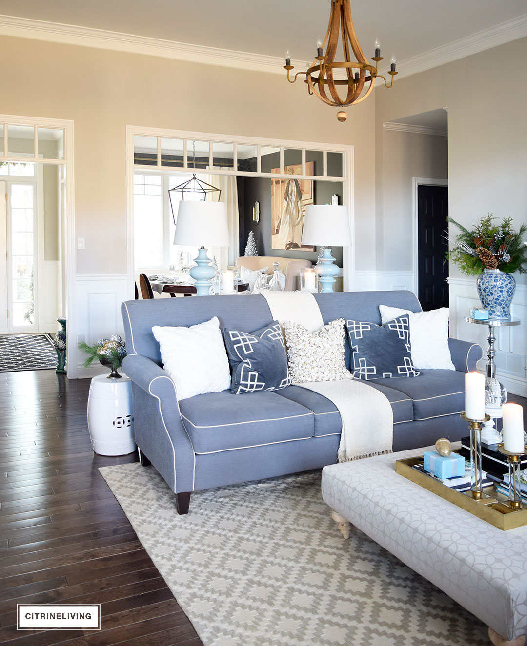 Christmas Home Tour - Gorgeous living room with beautiful metallics and icy blue create a chic Holiday theme