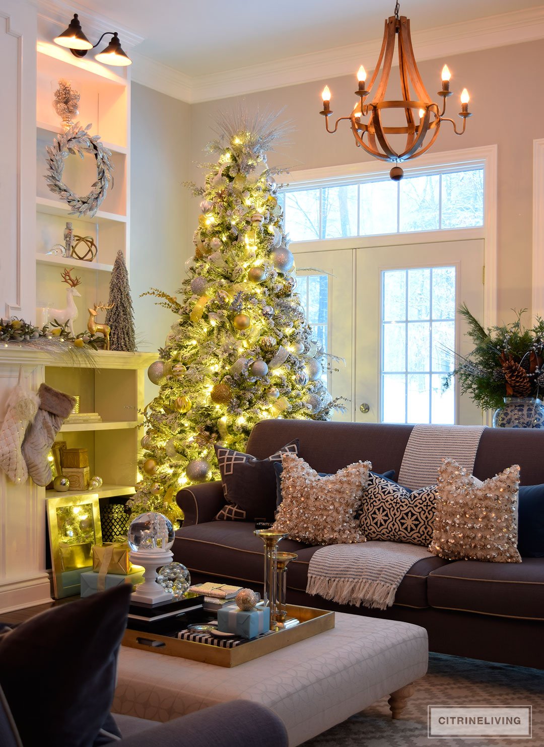 flocked-christmas-tree-nighttime-living-room2