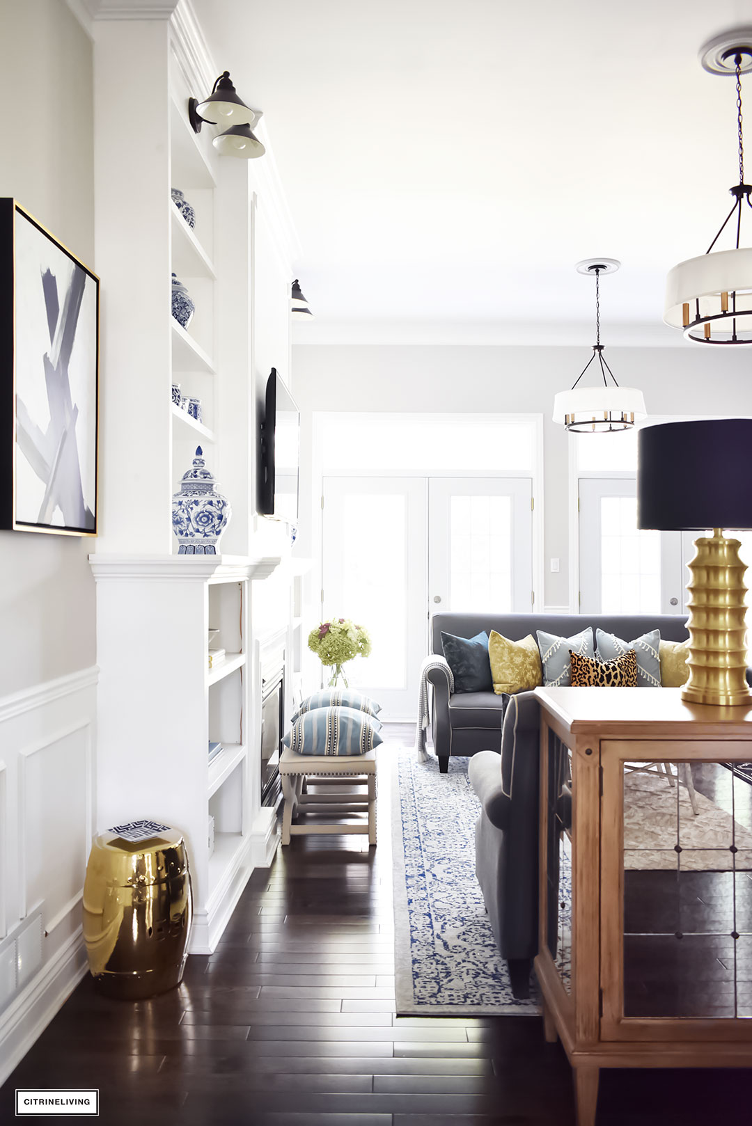 FALL HOME TOUR USING RICH COLORS, BRASS AND GOLD