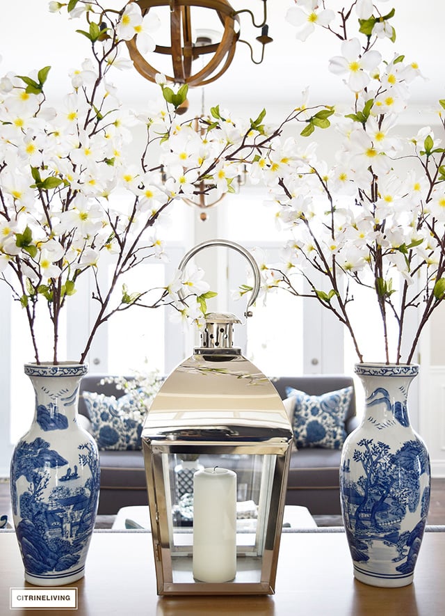 From adding a touch of your favorite color to swapping out small accessories and pillows, it is so simple to ring in the Spring season with these five go-to spring decorating tips!