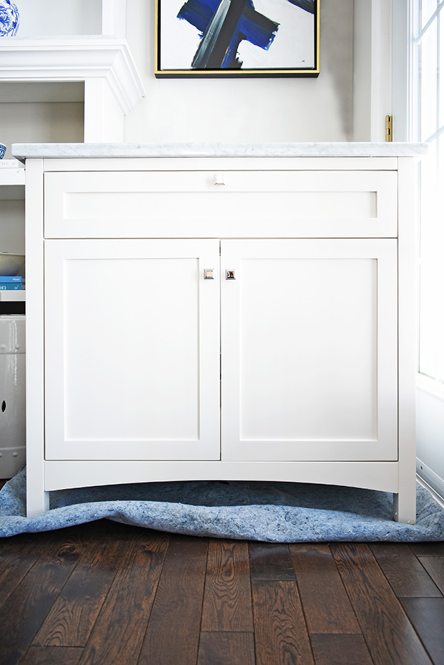 A classic white bathroom vanity with a marble top is the perfect addition to a small bath. Update and bathroom with this versatile piece for a clean and crisp look in your bathroom!