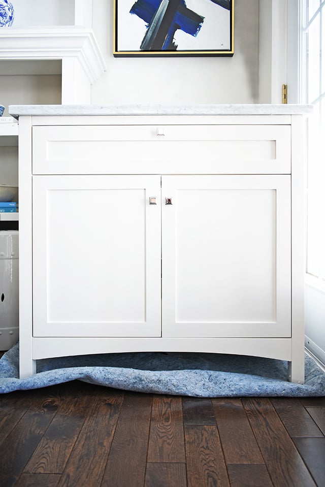 UPDATING A SMALL BATHROOM WITH A CLASSIC WHITE VANITY