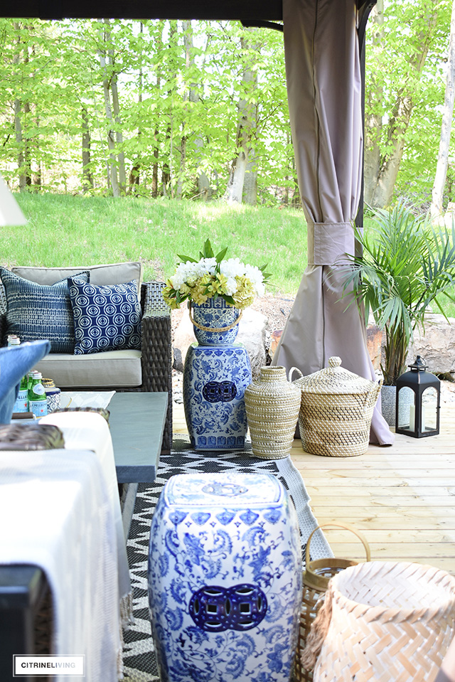 HOW TO MAKE YOUR OUTDOOR SPACE WARM AND WELCOMING