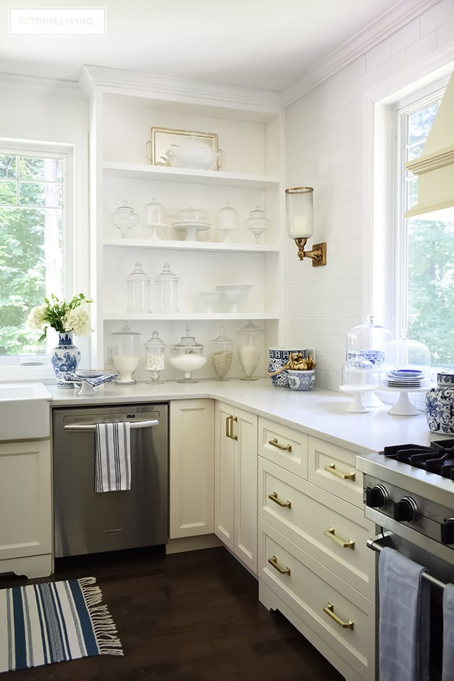 Styling ideas for open kitchen shelving, apothecary jars, cake stands. 