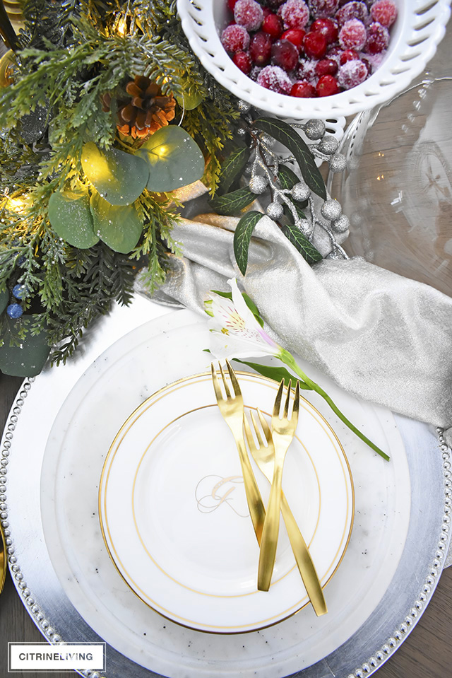 EFFORTLESS HOLIDAY ENTERTAINING IDEAS WITH THESE 7 ESSENTIALS