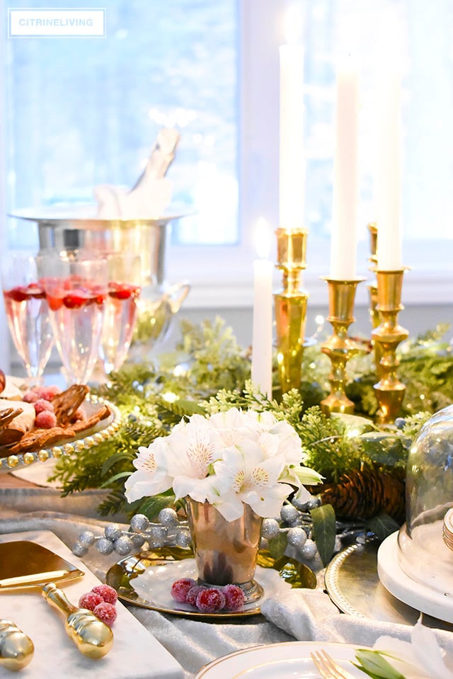 Hostess party prep can be easy with these 7 fabulous essentials for effortless holiday entertaining - bring your hoiday party game to another level!