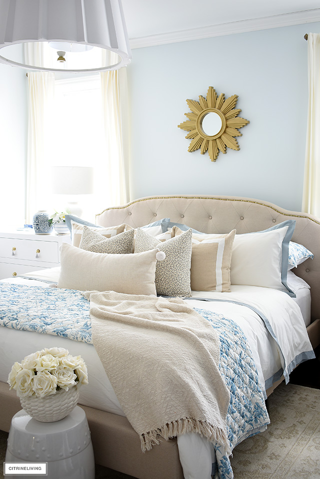 https://citrineliving.com/wp-content/uploads/2020/04/how-to-style-a-bed-with-pillows-neutrals.jpg