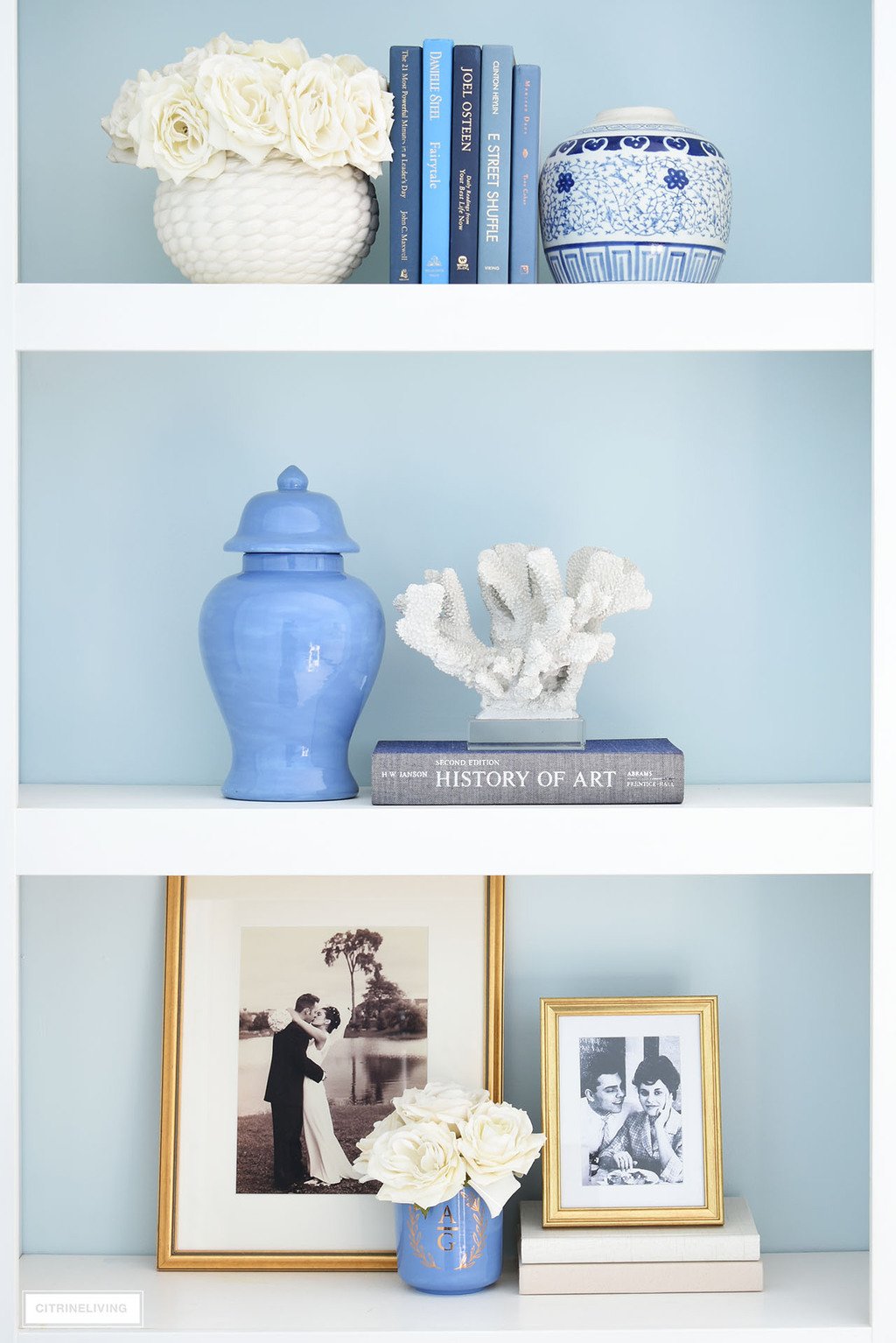 BOOSHELF DECOR IN ELEGANT HOME OFFICE IN BLUE + WHITE CHINOISERIE