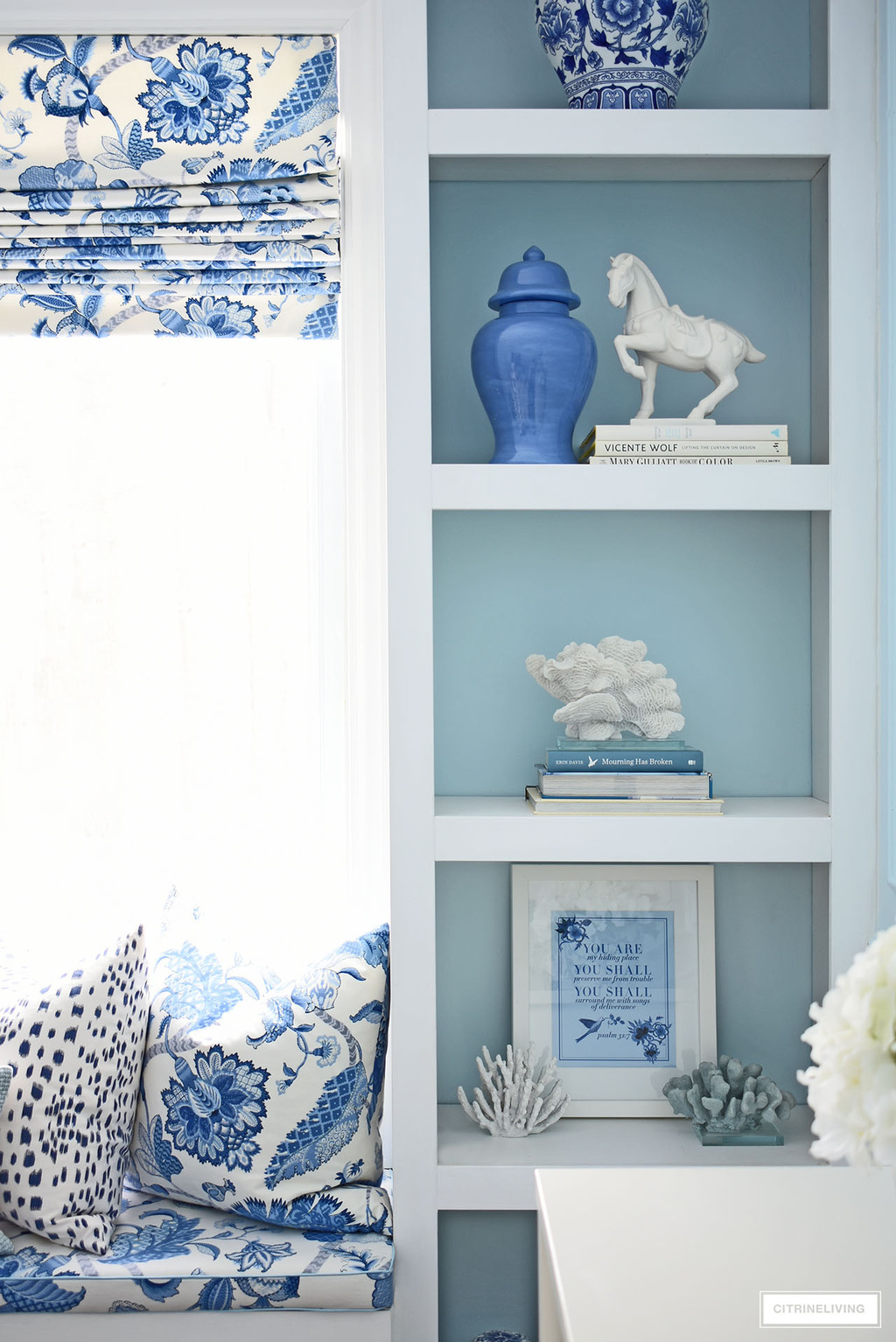 BOOKSHELF DECOR IN ELEGANT HOME OFFICE IN BLUE + WHITE CHINOISERIE