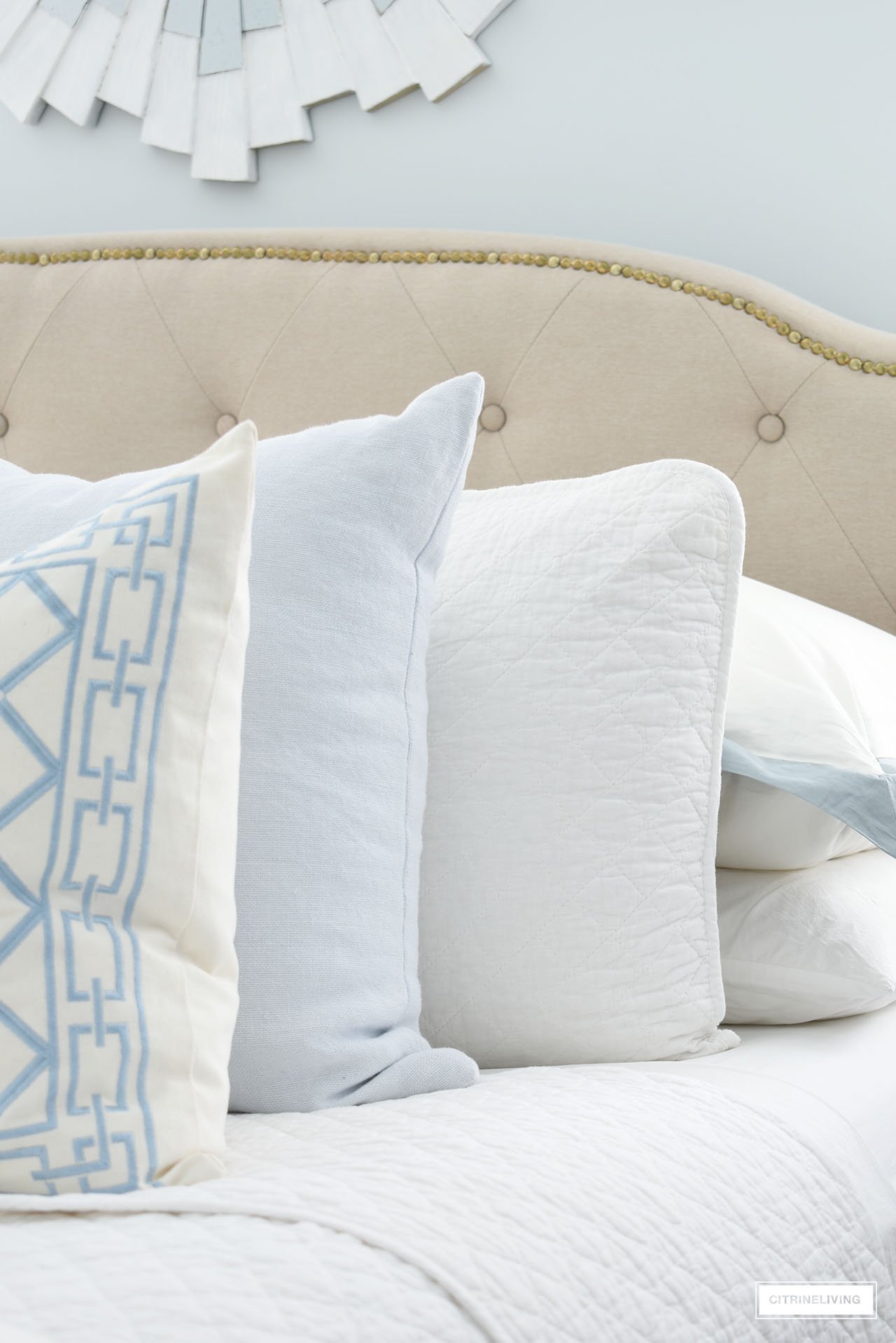 How To Style A Bed WIth Pillows - CITRINELIVING