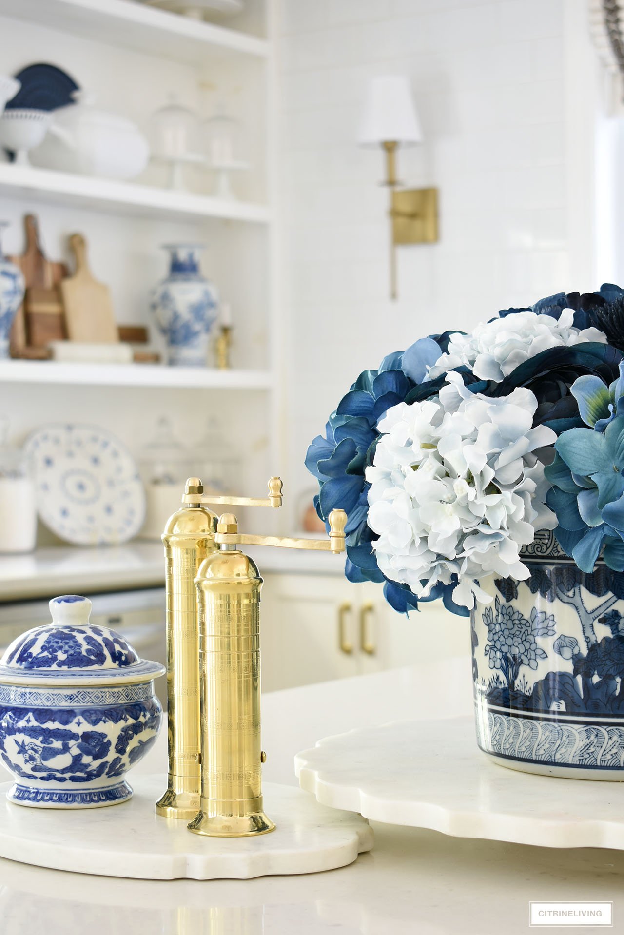 https://citrineliving.com/wp-content/uploads/2022/10/fall-kitchen-decorating-blue-gold-15.jpg