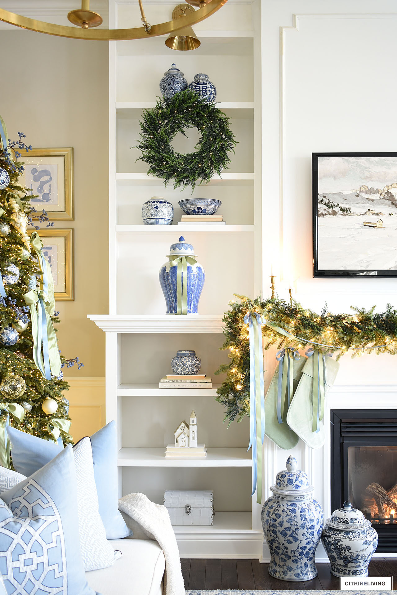 GORGEOUS BLUE AND GOLD CHRISTMAS LIVING ROOM - CITRINELIVING