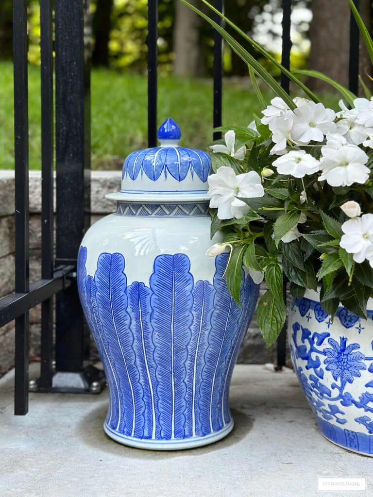 CHOOSING LAMPS, 7 KITCHEN REFRESH TIPS, TWO BACKYARD POOLS AND HOW TO DECORATE LIKE A PRO!