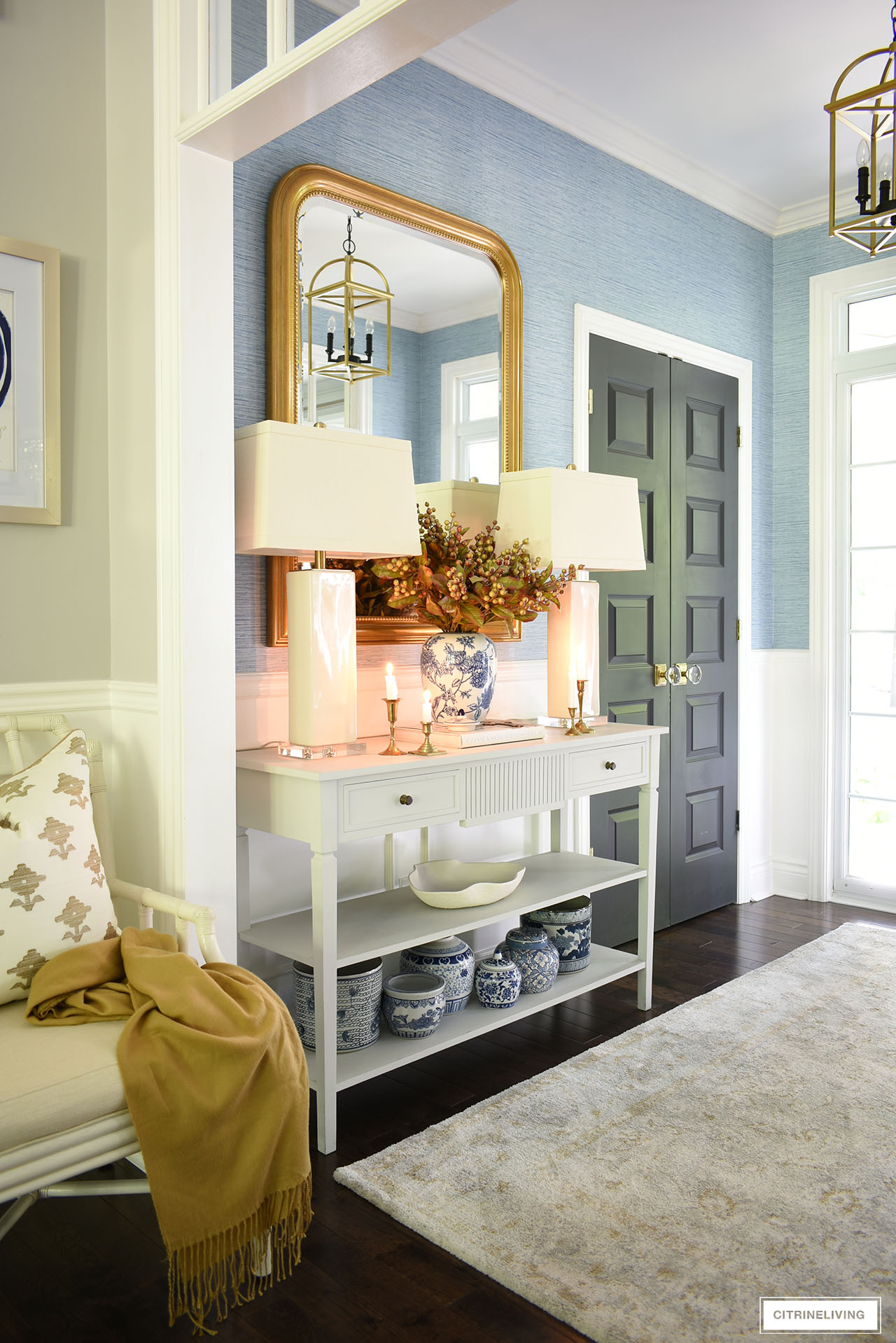 Fall decorating in a chic and timeless entryway.