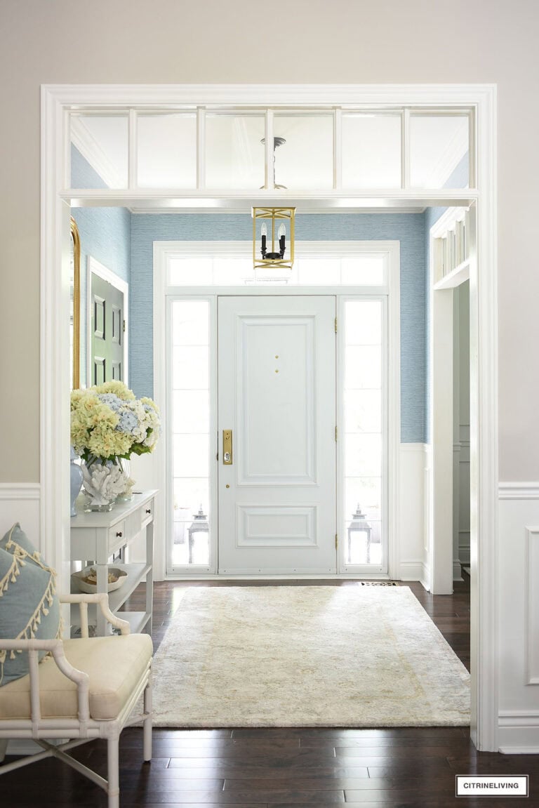A DIY FIRE PIT, SUMMER ENTRYWAY, CLASSIC DECORATING, FAUX FLOWERS & A DELICIOUS DRINK!