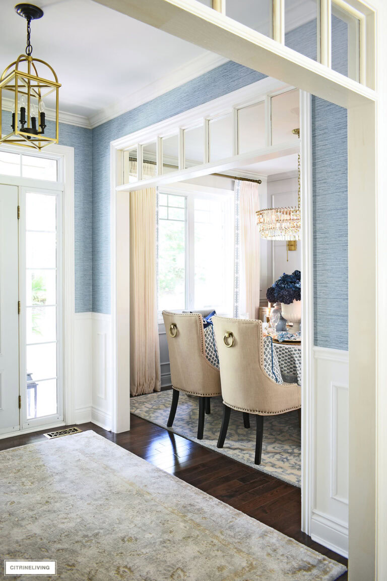 FALL DINING ROOM AND A CHIC, BLOCK PRINT TABLESCAPE