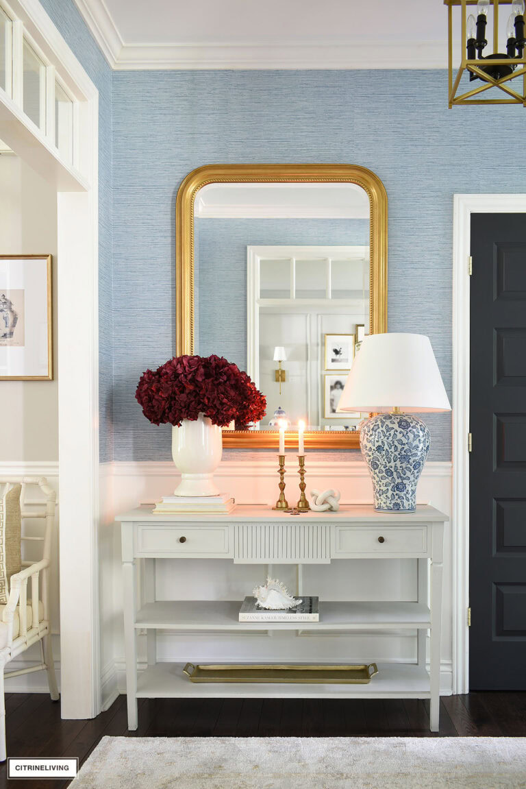 SIMPLE FALL DECOR IN OUR ENTRYWAY: CHIC, SOPHISTICATED + ELEGANT