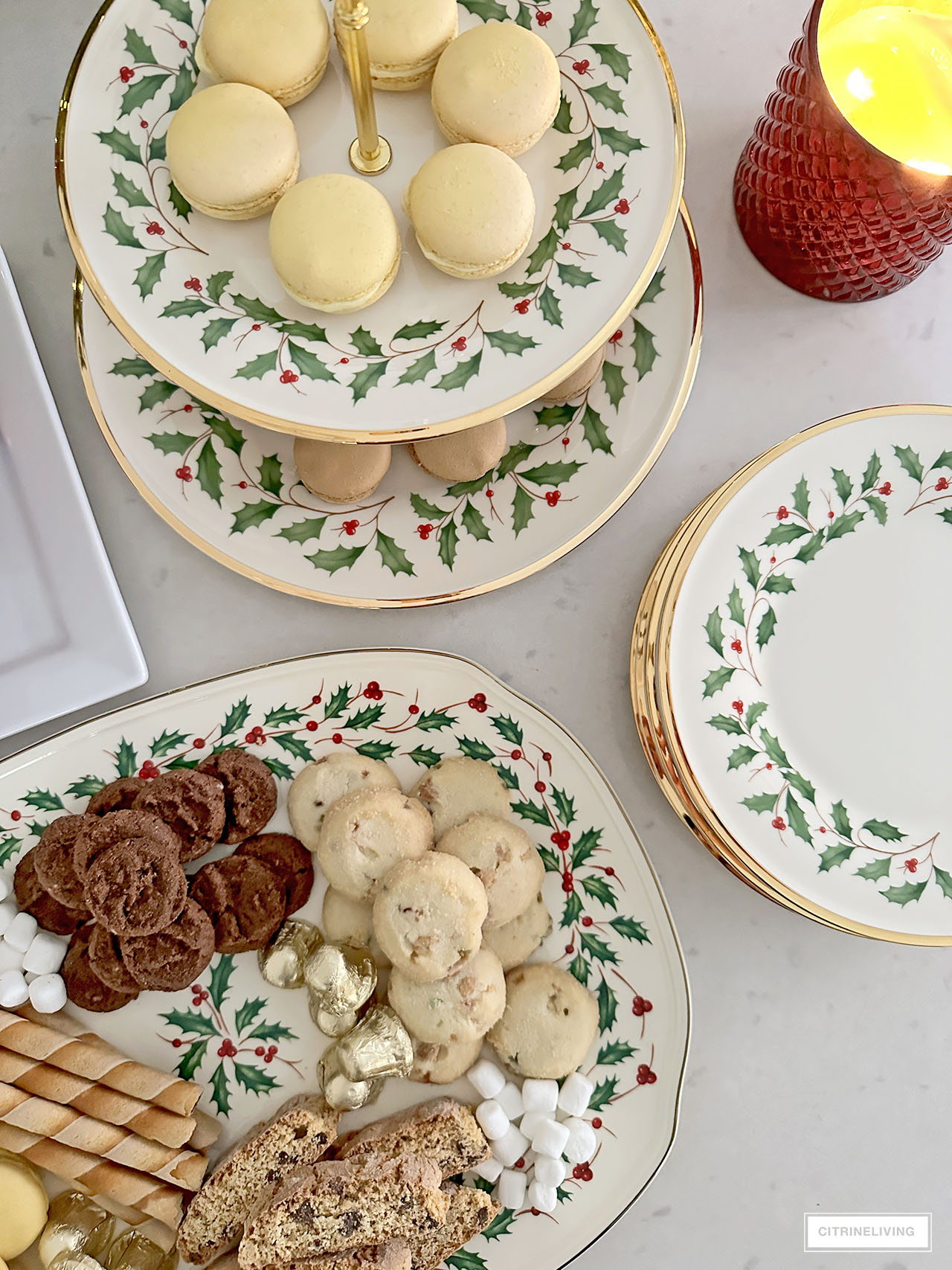 Christmas platter, dishes and serving tray with cookies and macarons