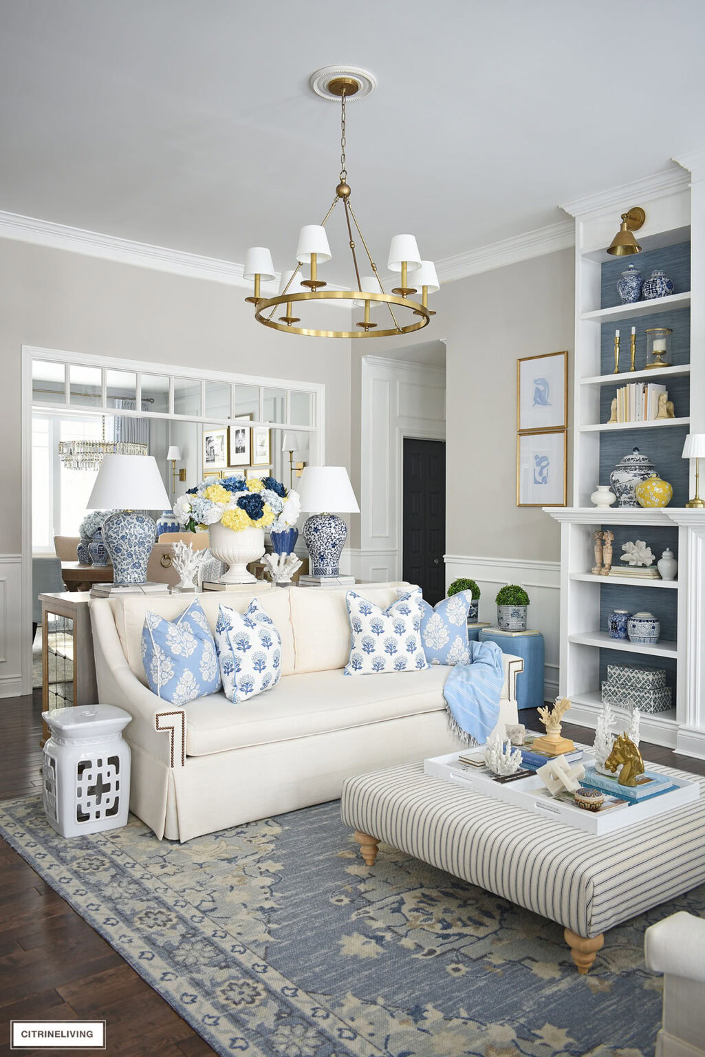 CHIC LIVING ROOM DECORATING | CITRINELIVING