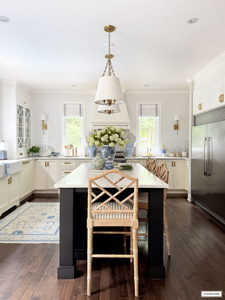 CHIC & SIMPLE SUMMER KITCHEN DECORATING IDEAS - CITRINELIVING