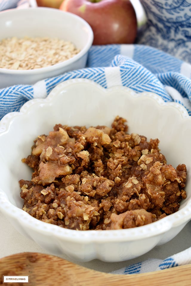 DRYING ORANGES, BLUE AS  A NEUTRAL, ADDING FALL TOUCHES, APPLE CRISP RECIPE AND A DREAM LAKE HOUSE!
