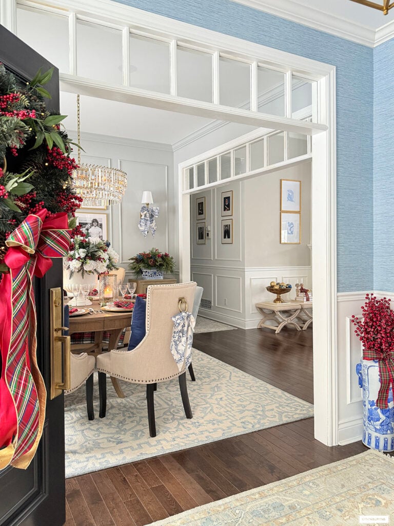 CLASSIC CHRISTMAS DINING ROOM DECORATING: CHIC CHINOISERIE, PLAID, TOILE WITH GORGEOUS FLORALS AND GREENERY
